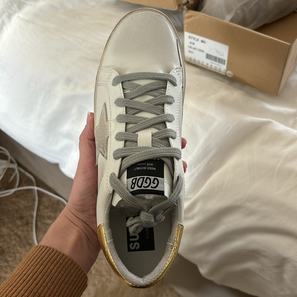 Designer inspired GG sneaker with grey star and gold accents! - Picture 5 of 9